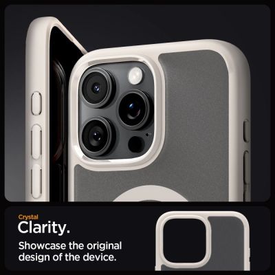 7. Etui Spigen Ultra Hybrid Mag z MagSafe na iPhone 16 Pro Max - tytanowe