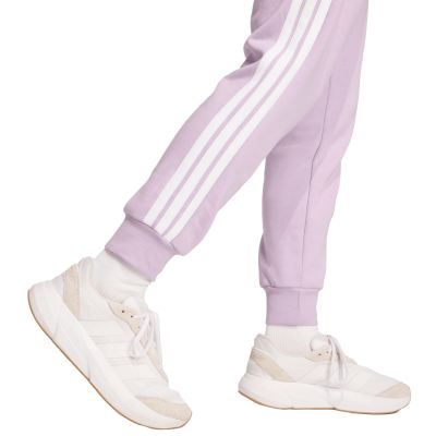 18. Spodnie damskie adidas Essentials 3-Stripes Fleece Slim różowe JY3097