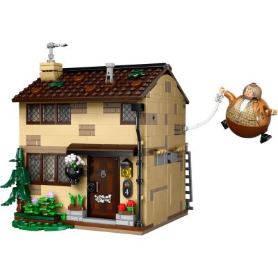 4. LEGO Harry Potter 76451 Privet Drive: Wizyta ciotki Marge