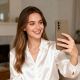 5. Etui Tech-Protect Icon na Samsung Galaxy A37 5G - brązowe