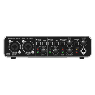 6. Behringer UMC204HD - Interfejs audio USB