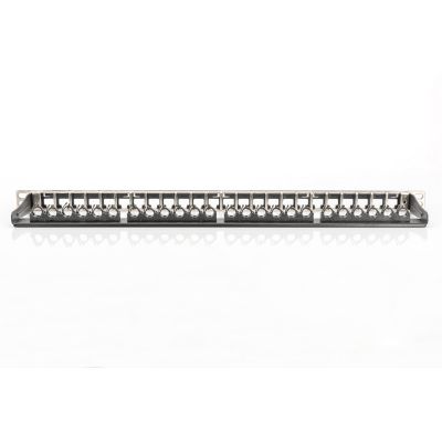3. Panel krosowy high density 19" 24x keystone, ekranowany, 0.5U, czarny, prowadnica kabli, pola opisowe