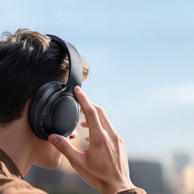8. Słuchawki bezprzewodowe Baseus Bass BH1 Lite nauszne Bluetooth 6.0 - czarne