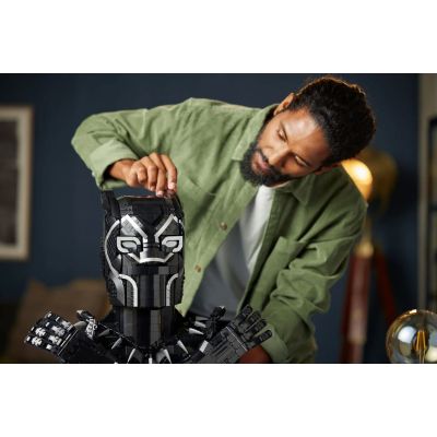 12. LEGO 76215 Marvel Super Heroes - Czarna Pantera