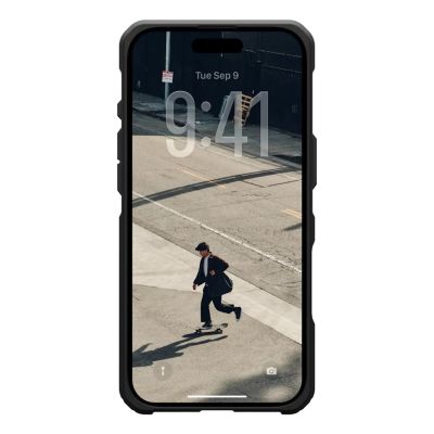 3. Urban Armor Gear 114520113940 pokrowiec na telefon komórkowy 16,5 cm (6.5") Czarny