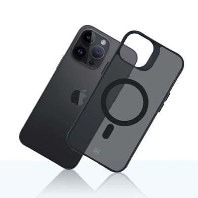 12. Etui 3mk Smoke MagCase z MagSafe na iPhone 14 Pro - półprzezroczyste