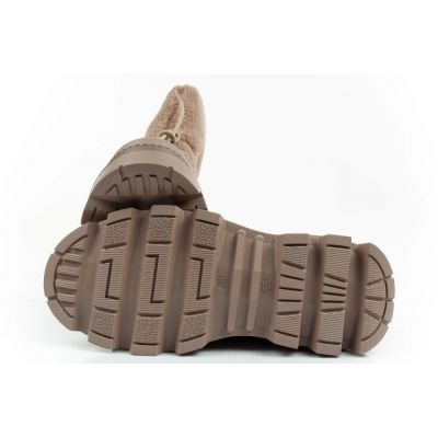 17. Buty śniegowce Lee Cooper W LCJ-24-47-3149L