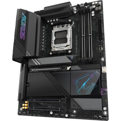 9. Płyta główna Gigabyte X870E AORUS PRO
