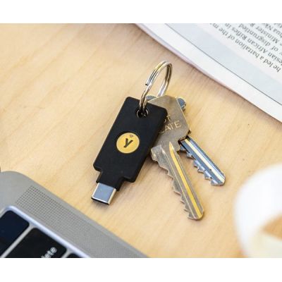 9. Klucz Sprzętowy Yubico YubiKey 5C NFC U2F FIDO