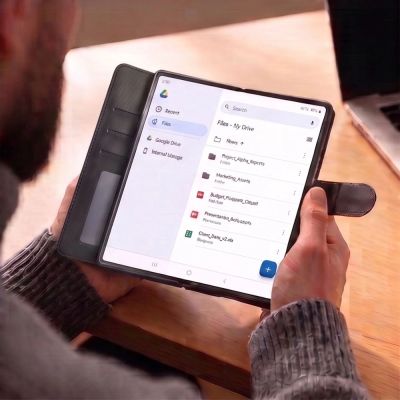6. Etui Tech-Protect Wallet na Samsung Galaxy Z Fold 8 Ultra - czarne