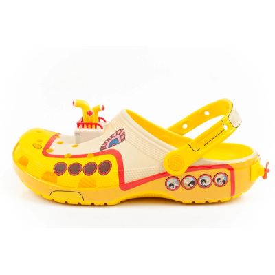 10. Chodaki Crocs The Beatles dla fana Rock M 210893-90H
