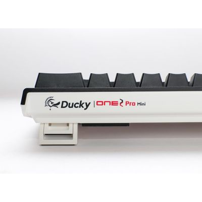 3. Ducky One 2 Pro Mini klawiatura Gaming USB Czarny