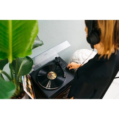 4. Lenco LS-430BK obrotowy talerz gramofonu Gramofon z napędem pasowym Czarny