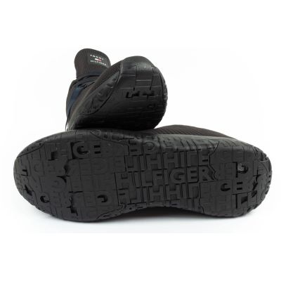 18. Buty Tommy Hilfiger Corporate M FM0FM02838BDS