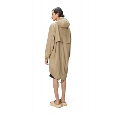 12. Kurtka, płaszcz przeciwdeszczowy Rains unisex Fishtail Parka W3 18140 24 SAND