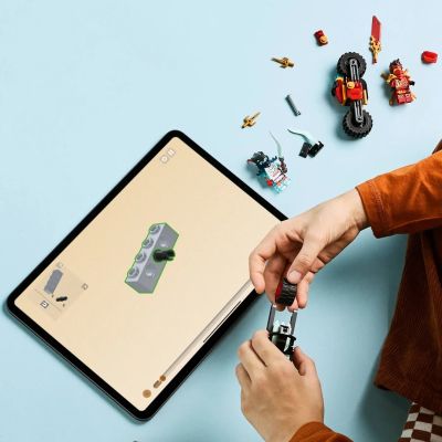 7. LEGO NINJAGO 71838 Wyścig motocyklowy Kaia