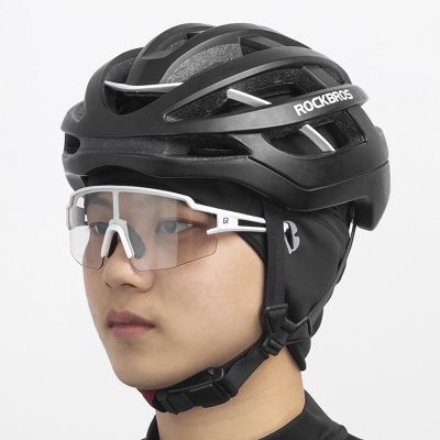 5. Czapka rowerowa Rockbros Dala zimowa  pod kask z otworami na okulary - szara