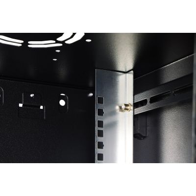 6. Digitus Obudowa naścienna z serii Dynamic-N - 600x450 mm (szer. x głęb.), niezmontowana