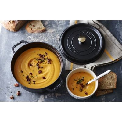 7. Garnek żeliwny okrągły Staub - 3.8 ltr, Czarny