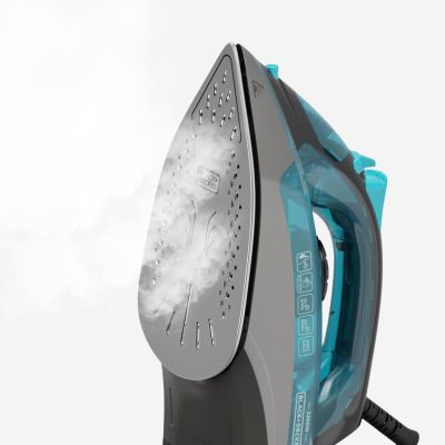2. Żelazko Black+Decker BXIR2201E