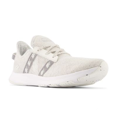 10. Buty New Balance W WXNRGWU3