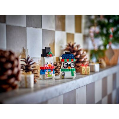 6. LEGO Inne 40812 - Ozdoby z bałwankami