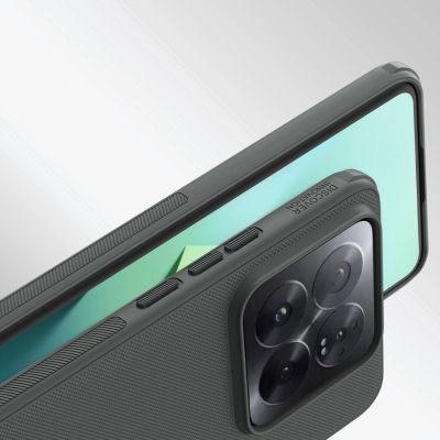 11. Wzmocnione etui Nillkin Super Frosted Shield Pro do Xiaomi 14 Pro - czarny