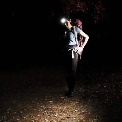 8. Latarka czołowa NexTool NE20005 170lm akumulator niebieska