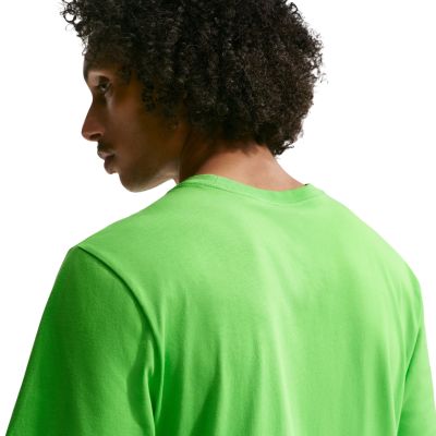 5. Koszulka męska Nike Club Tee zielona AR4997 311