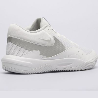 4. Buty do siatkówki Nike HyperQuick Jr FN4678-102