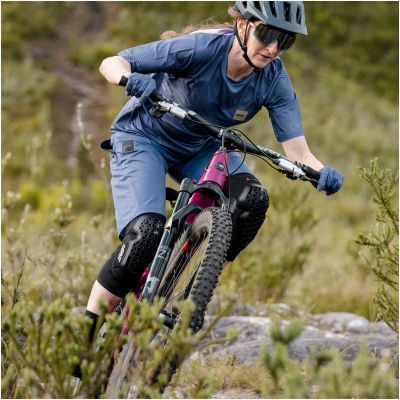 3. Ochraniacze kolan LEATT Knee Guard FlexMesh