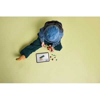 11. LEGO Jurassic World 76970 Mały dinozaur Dolores: aquilops