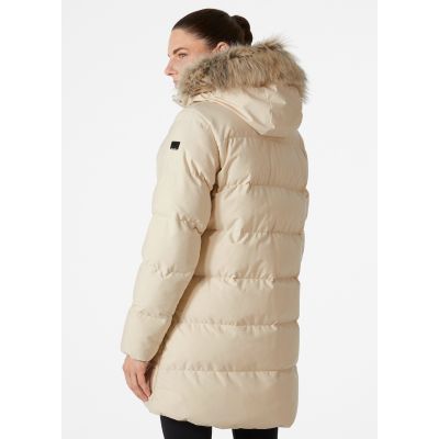 6. Płaszcz Helly Hansen Blossom Puffy Parka W 53624 034