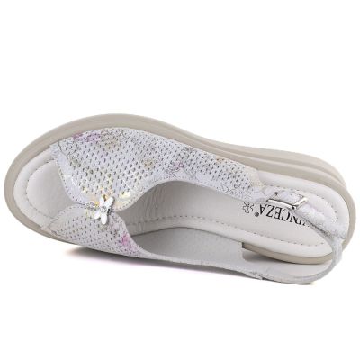 3. Skórzane sandały damskie na koturnie szare Vinceza 26-79614