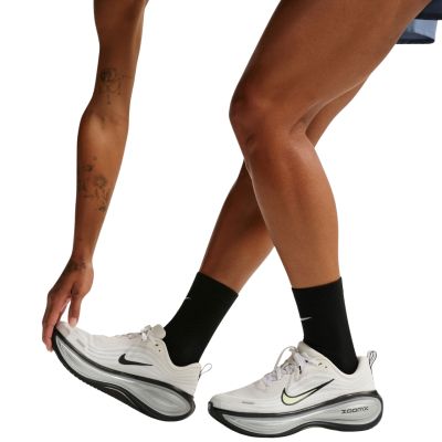 6. Skarpety piłkarskie Nike Vapor Fast czarne IZ2675 010