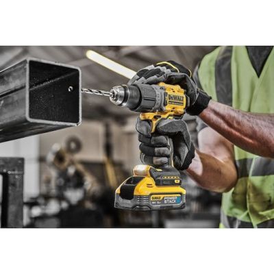 4. Udarowa wiertarko-wkrętarka 18V XR DeWalt