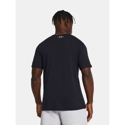 6. Koszulka Under Armour M 1382915-001