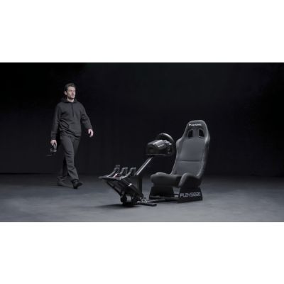 13. Fotel gamingowy PLAYSEAT Alcantara REM.00008 (kolor czarny)