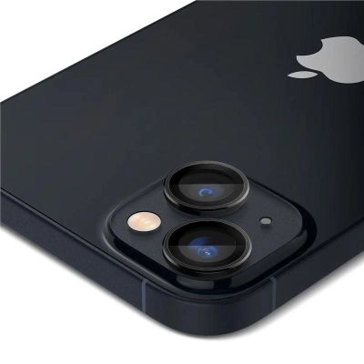 9. Osłona aparatu Spigen Glas.tR EZ Fit Optik Camera Protector na iPhone 14 / Plus / 15 / Plus - czarna 2 szt.