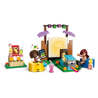 4. LEGO Friends 42642 Maraton filmowy przyjaciółek