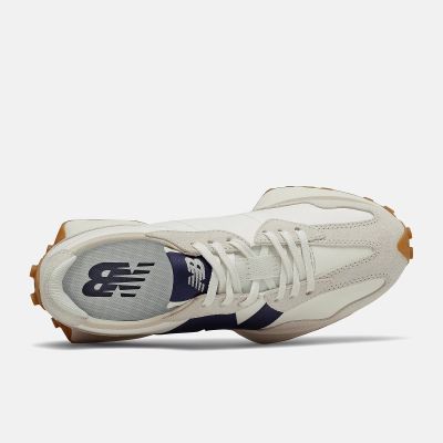 2. Buty New Balance W WS327KB