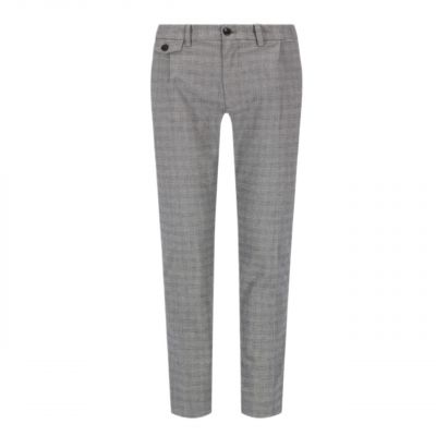5. Spodnie Calvin Klein Tapered M K10K105305