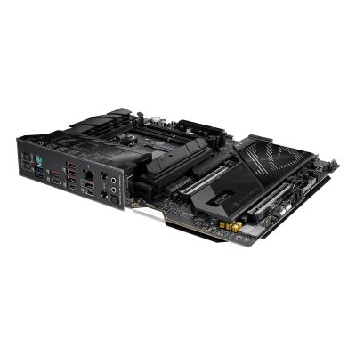 85. Płyta główna ASUS ROG CROSSHAIR X870E APEX