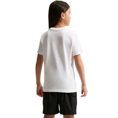 2. Koszulka dla dzieci Nike Sportswear biała IM9534 100