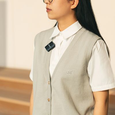 11. Mikrofony krawatowe BOYA BOYAMIC 2-02 bezprzewodowe 2.4 GHz - czarne