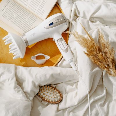 10. Suszarka do włosów ADLER AD 2248wc biało-szampańska