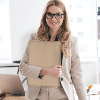 8. Torba na laptopa 15-16" Tech-Protect Neoslim - beżowa