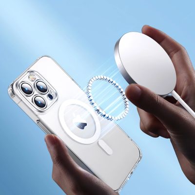 4. Joyroom 14D Magnetic Case magnetyczne etui do iPhone 14 Plus kompatybilne z MagSafe przezroczysty (JR-14D7)