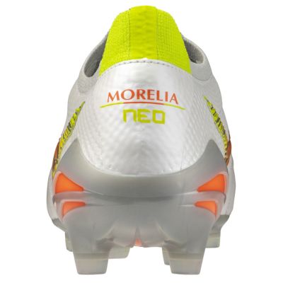 4. Buty Mizuno Morelia Neo V Beta Japan FG P1GA269054