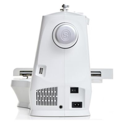 4. Maszyna do szycia, hafciarka Singer SE9155